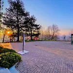 Hotel La Ferte Asti
