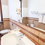 Hotel La Ferte Asti