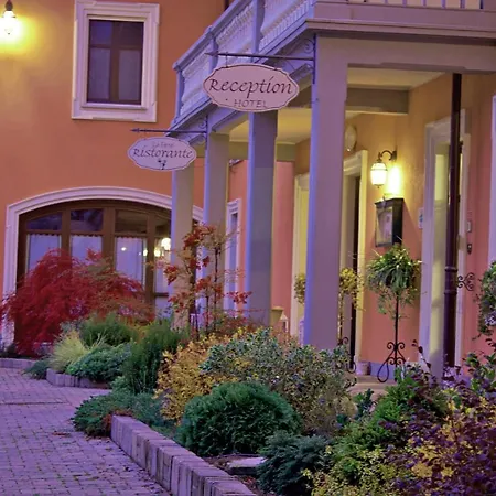 Hotel La Ferte Asti