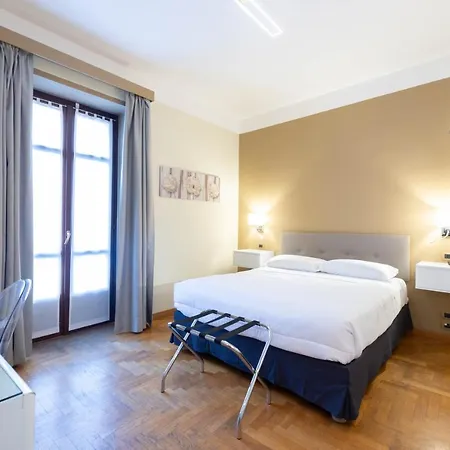 Hotel La Ferte 3*