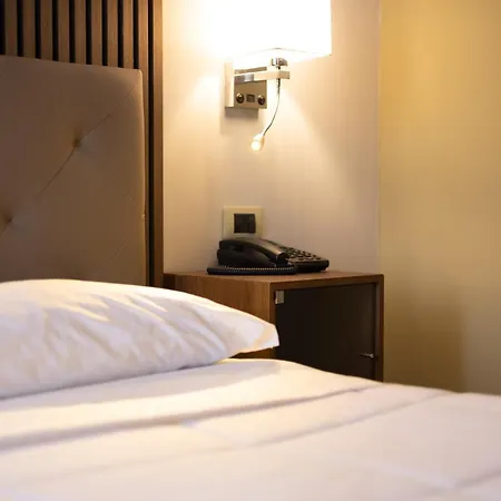 La Ferte Hotel 3*