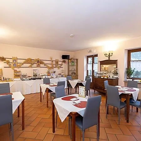 Hotel La Ferte